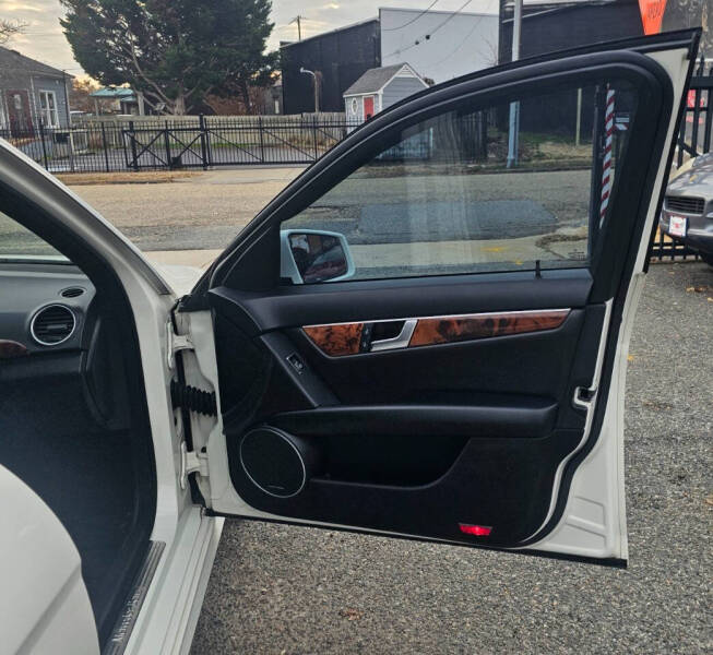 2012 Mercedes-Benz C-Class C 300 Sport 4MATIC