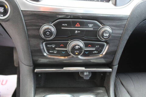 2019 Chrysler 300 Touring