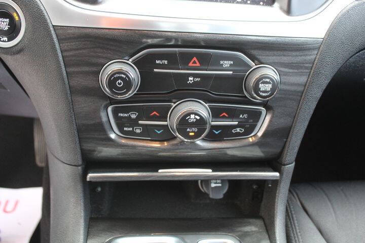 2019 Chrysler 300 Touring