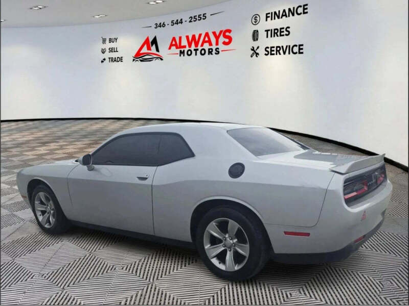 2020 Dodge Challenger SXT