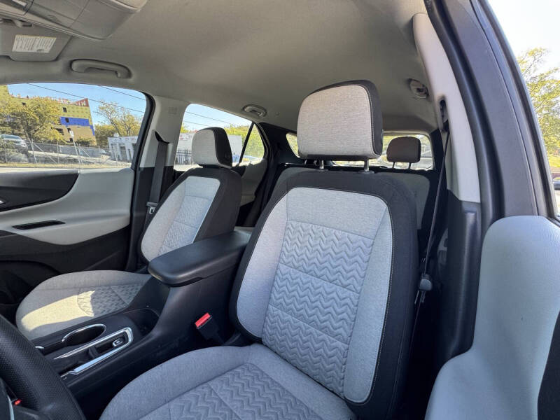 2023 Chevrolet Equinox LS