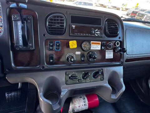 2020 Freightliner M2 106