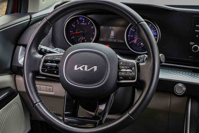 2023 Kia Carnival