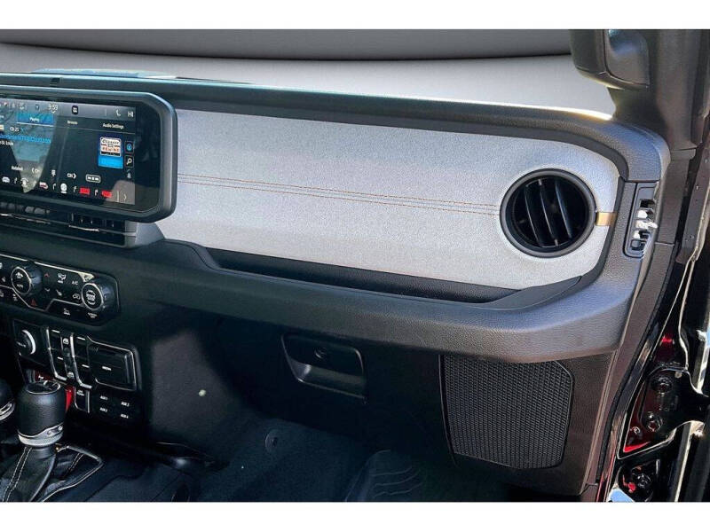 2024 Jeep Gladiator Willys