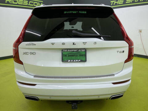 2016 Volvo XC90 T6 Momentum