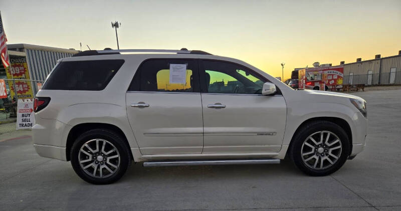 2015 GMC Acadia Denali photo 9