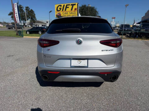 2018 Alfa Romeo Stelvio Sport