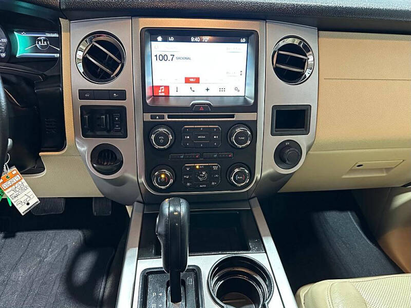 2017 Ford Expedition XLT