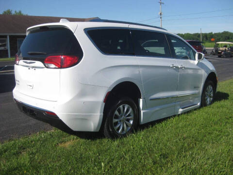 2018 Chrysler Pacifica Touring L Plus