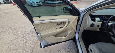 2014 Ford Taurus SEL