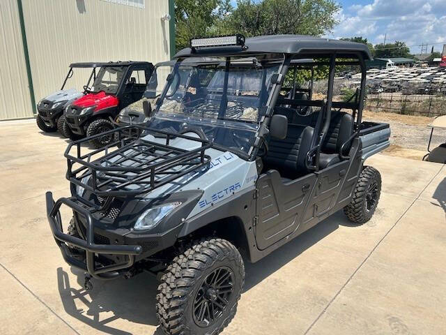 2025 HuntVe Electra 4x4 Electric Crew UTV