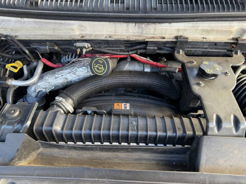 2005 Ford E-Series E-350 SD