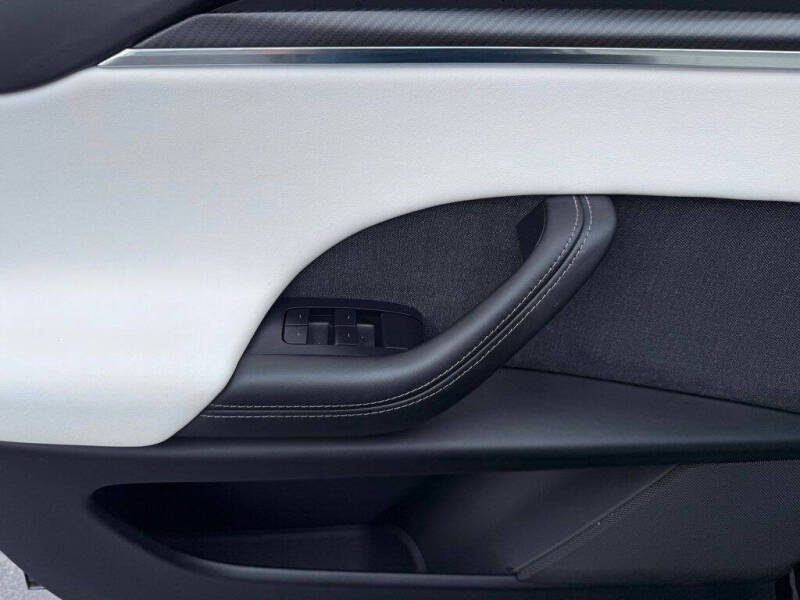 2022 Tesla Model X Plaid