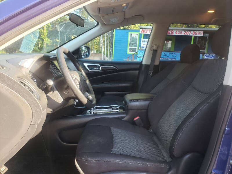 2019 Nissan Pathfinder S