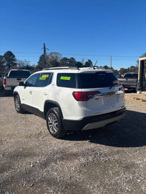 2017 GMC Acadia SLE-2