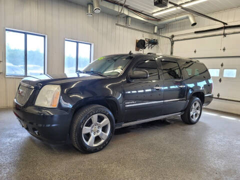 2011 GMC Yukon XL for sale at Sand's Auto Sales in Cambridge MN