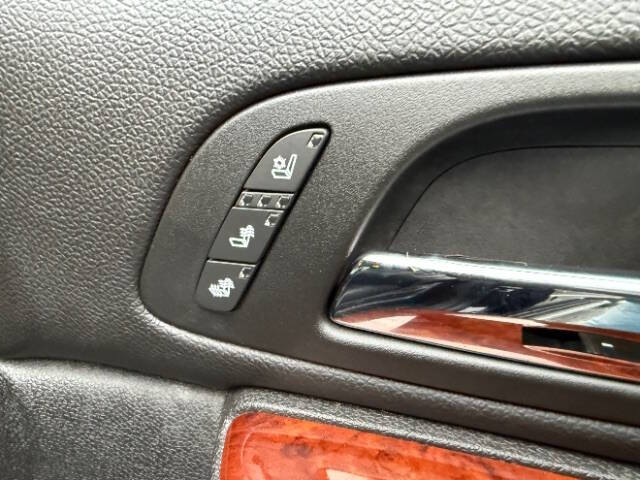 2011 Chevrolet Avalanche LTZ