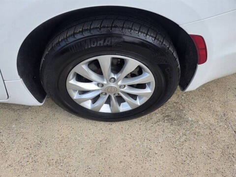2019 Chrysler Pacifica Touring L