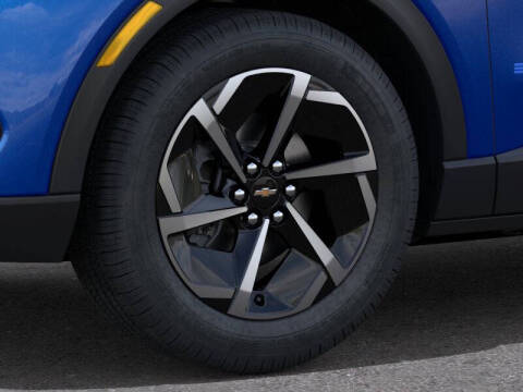 2026 Chevrolet Equinox EV LT 2