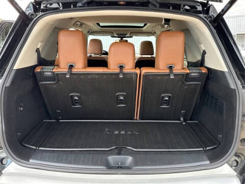 2022 Nissan Pathfinder Platinum