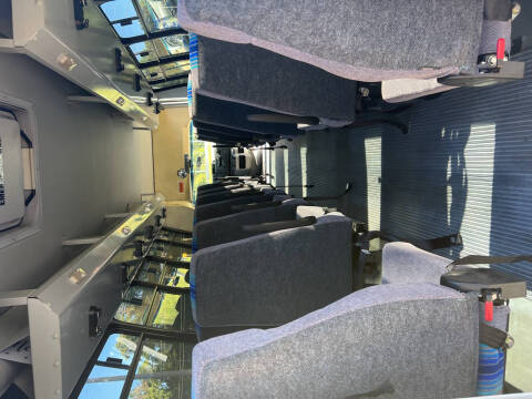 2011 Ford E-Series E-450 SD