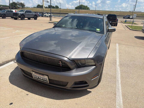 2014 Ford Mustang V6 Premium