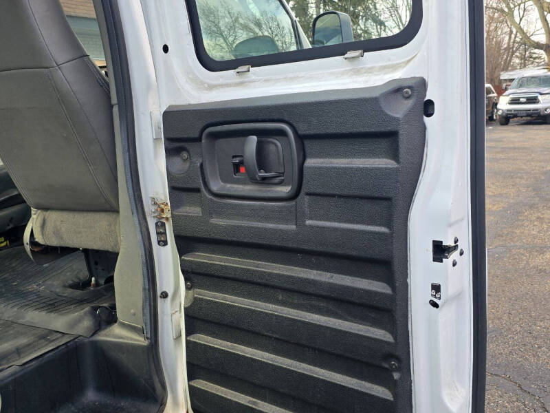 2017 GMC Savana 2500