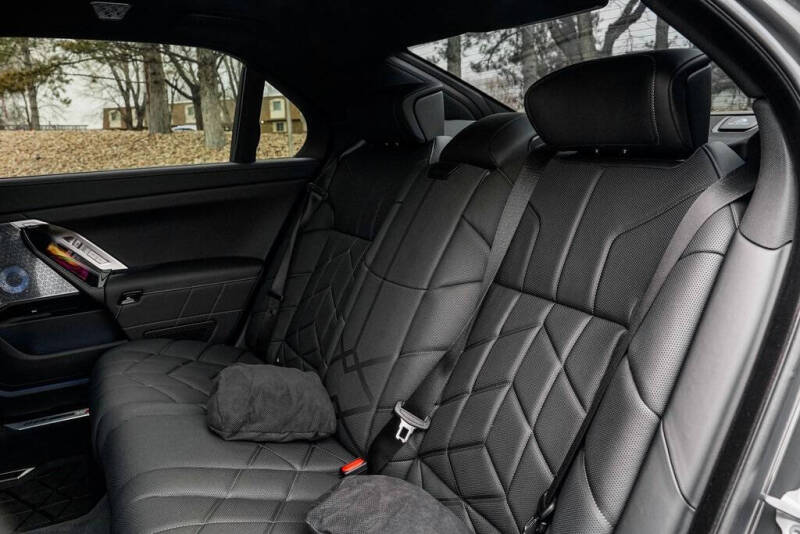 2026 BMW i7 xDrive60