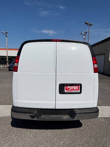 2022 Chevrolet Express 2500