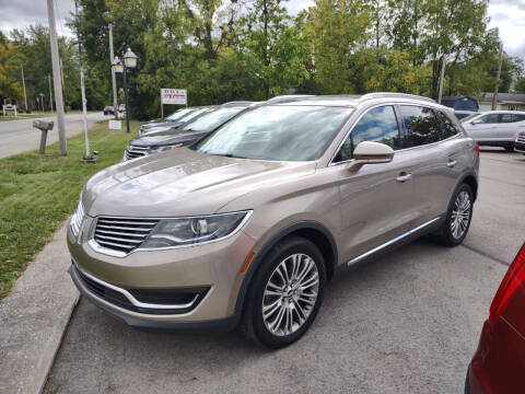 2018 Lincoln MKX for sale at Dave's Car Corner in Hartford City IN