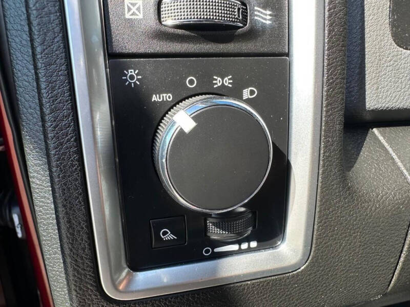 2019 RAM 1500 Classic SLT