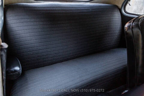 1948 Ford Super Deluxe