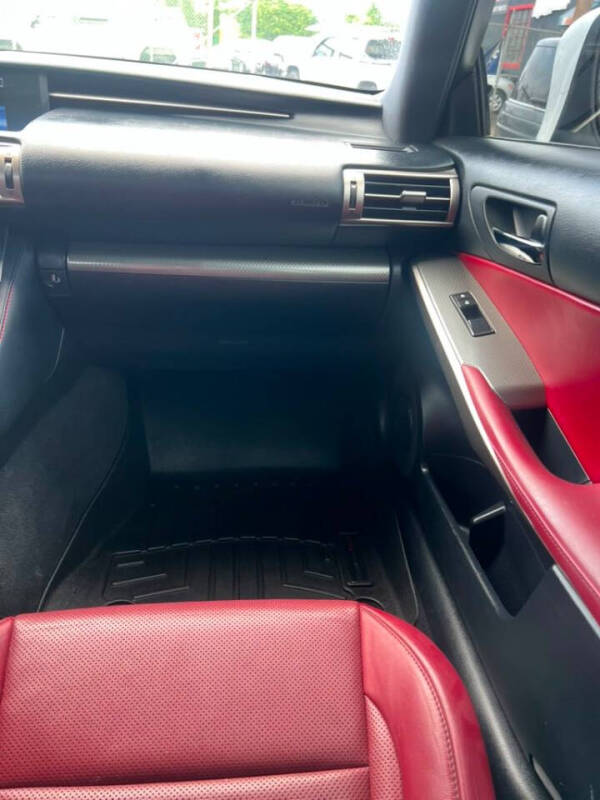 2016 Lexus IS 300