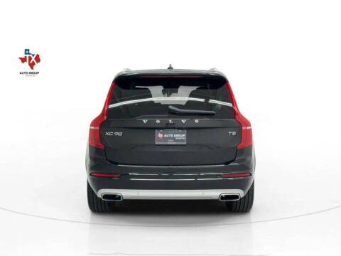 2021 Volvo XC90 T5 Momentum