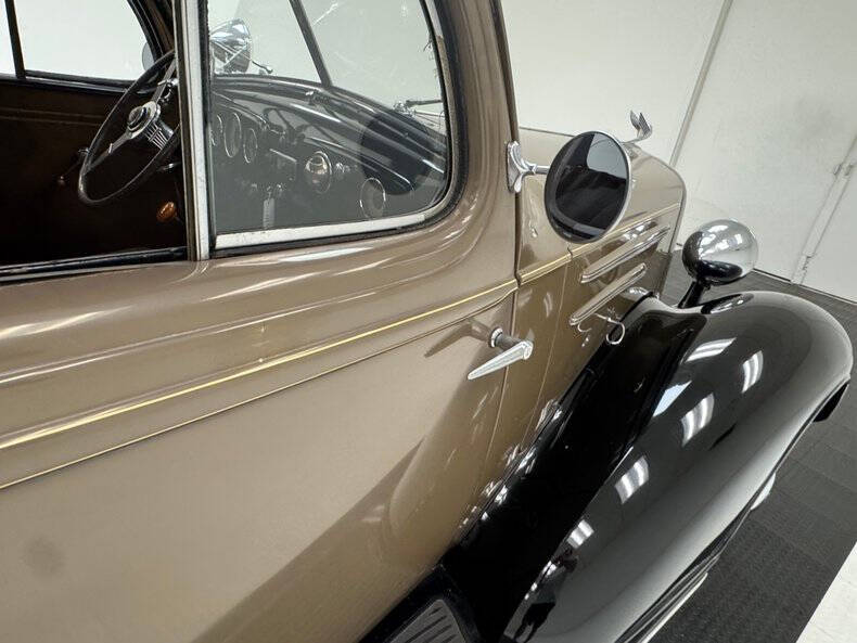 1935 Chevrolet Master Deluxe