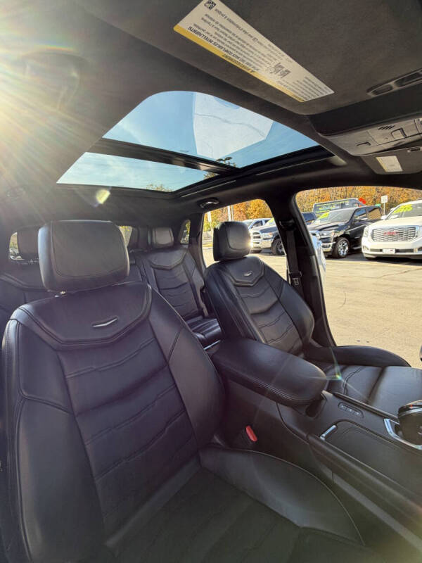 2017 Cadillac XT5 Platinum