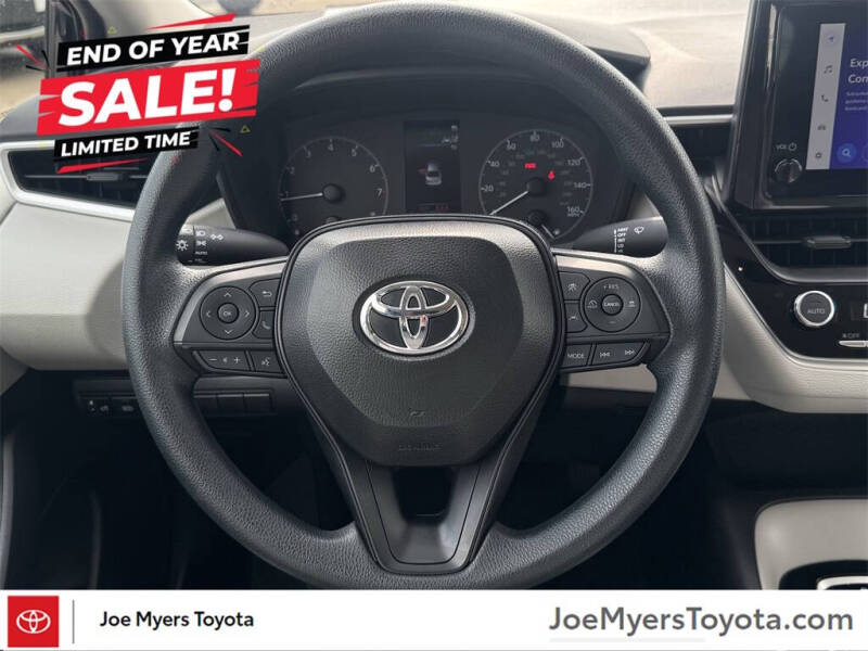 2025 Toyota Corolla LE