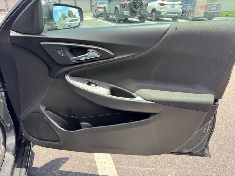 2017 Chevrolet Malibu LS