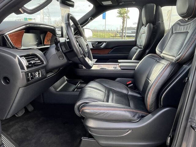 2024 Lincoln Navigator L Black Label