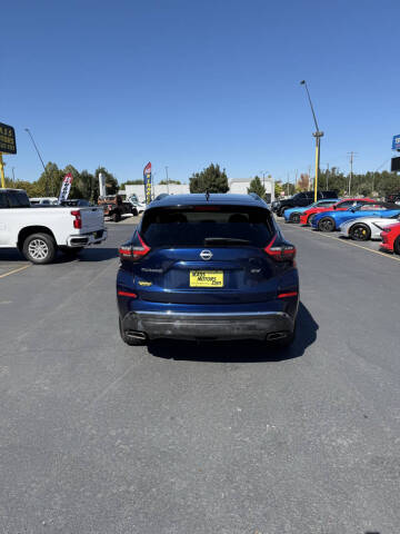 2023 Nissan Murano SV