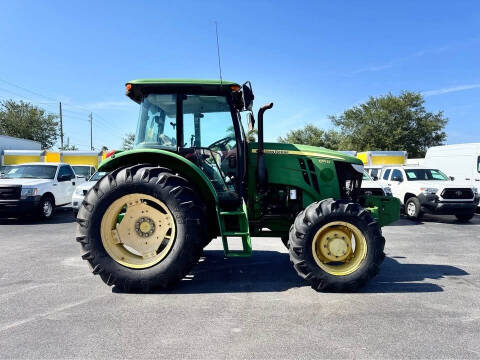 2015 John Deere 6115d
