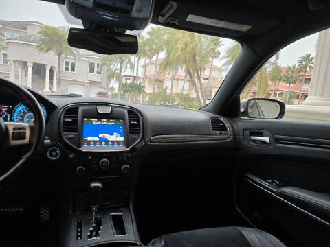 2012 Chrysler 300 SRT8