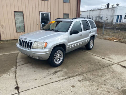 2002 Jeep Grand Cherokee for sale at Walker Motors in Muncie IN