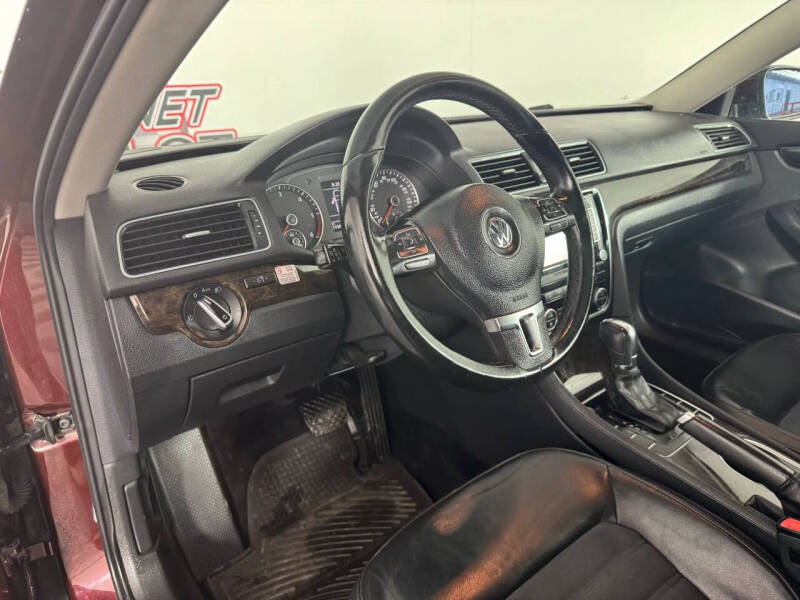 2014 Volkswagen Passat 2.0L TDI SEL Premium