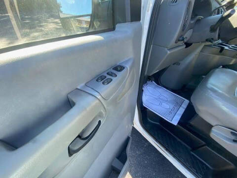 2006 Ford E-Series E-150