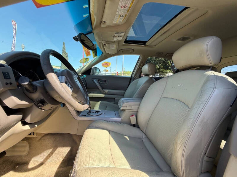 2003 Infiniti FX35