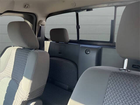 2011 Nissan Frontier SV V6