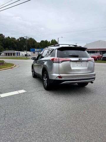 2016 Toyota RAV4 XLE