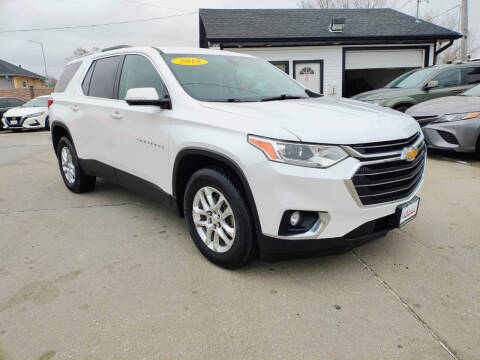 2018 Chevrolet Traverse for sale at Triangle Auto Sales in Omaha NE