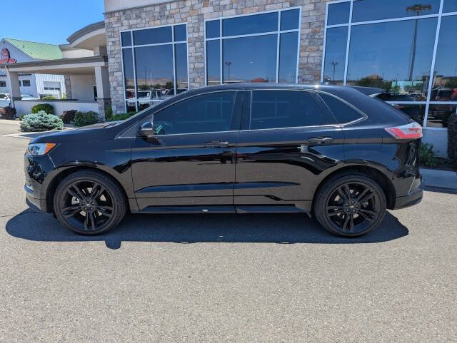 2019 Ford Edge ST